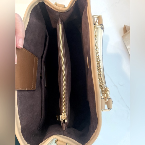 NWOT Coach Signature Platinum Patent Leather Small Margot Embossed Satchel - Picture 9 of 15